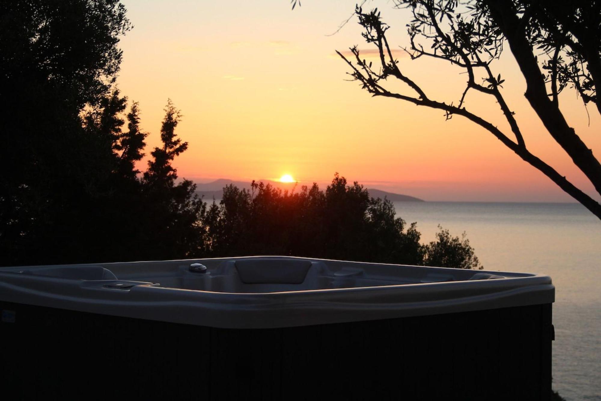 Villa Rouvis With Outdoor Hot Tub Ligaridia Zewnętrze zdjęcie
